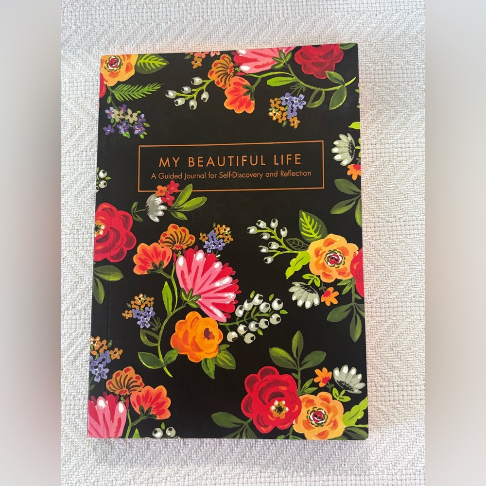 💜My Beautiful Life Guided Journal - Floral Black - Picture 2 of 9